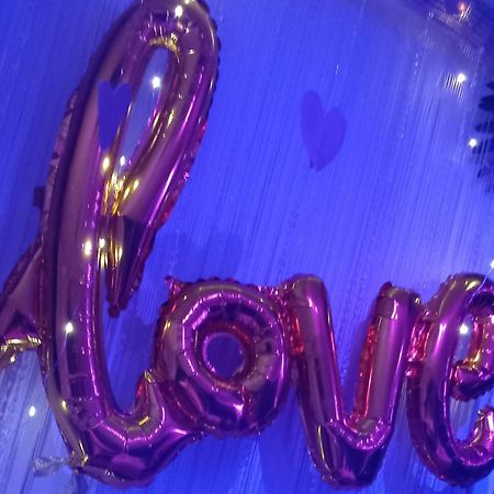 Heavenly Love Yvetot Rum bild